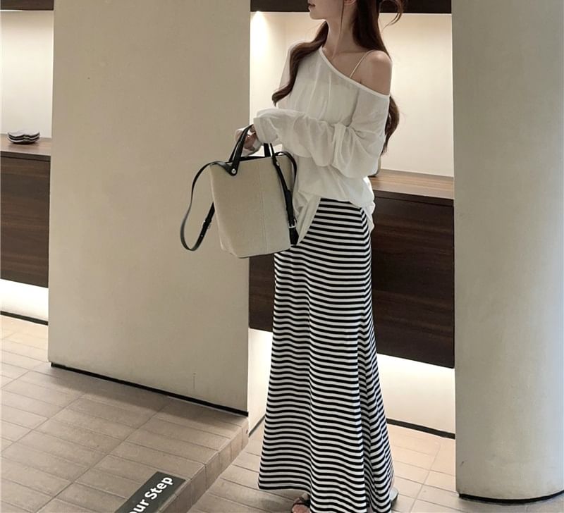 Long-Sleeve Off-Shoulder Plain Sheer T-Shirt / High Waist Striped Maxi Mermaid Skirt