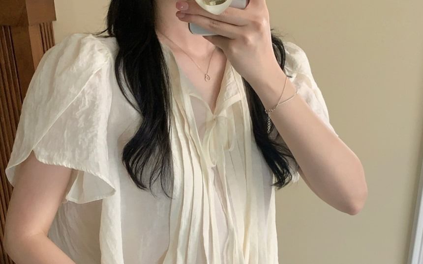 Tie-Neck Pleated Loose-Fit Short Sleeve Blouse