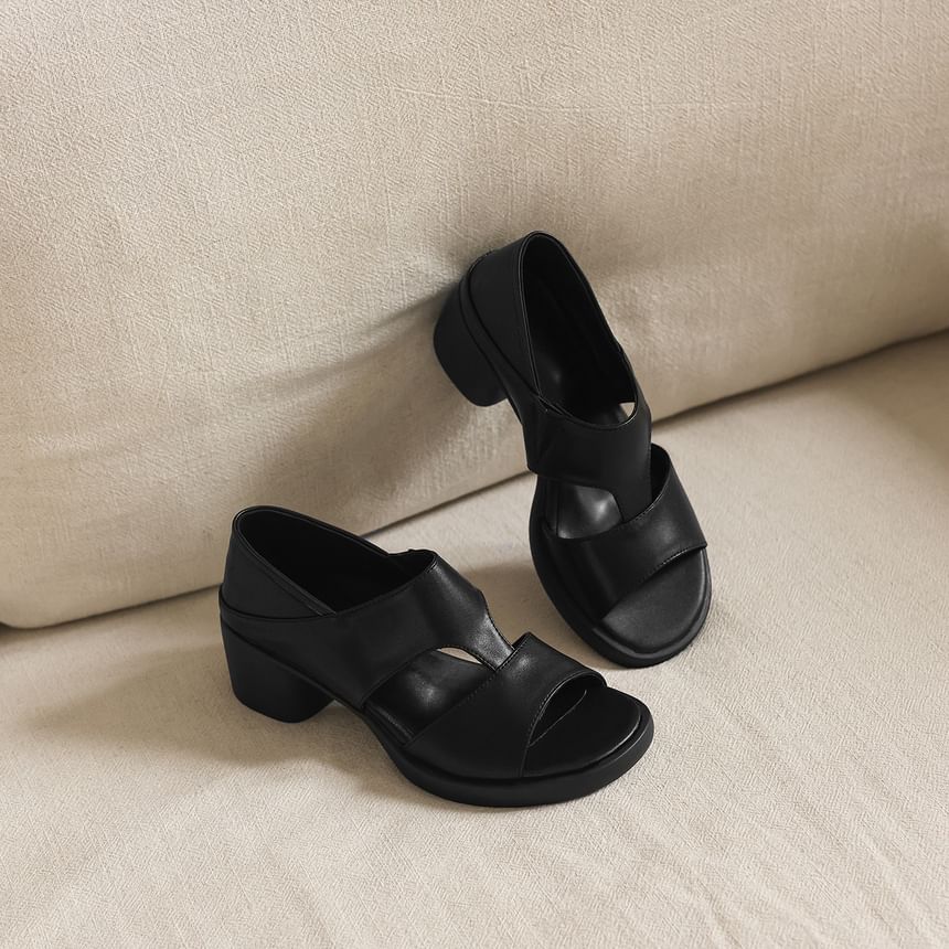 Chunky Heel Plain Faux Leather Sandals
