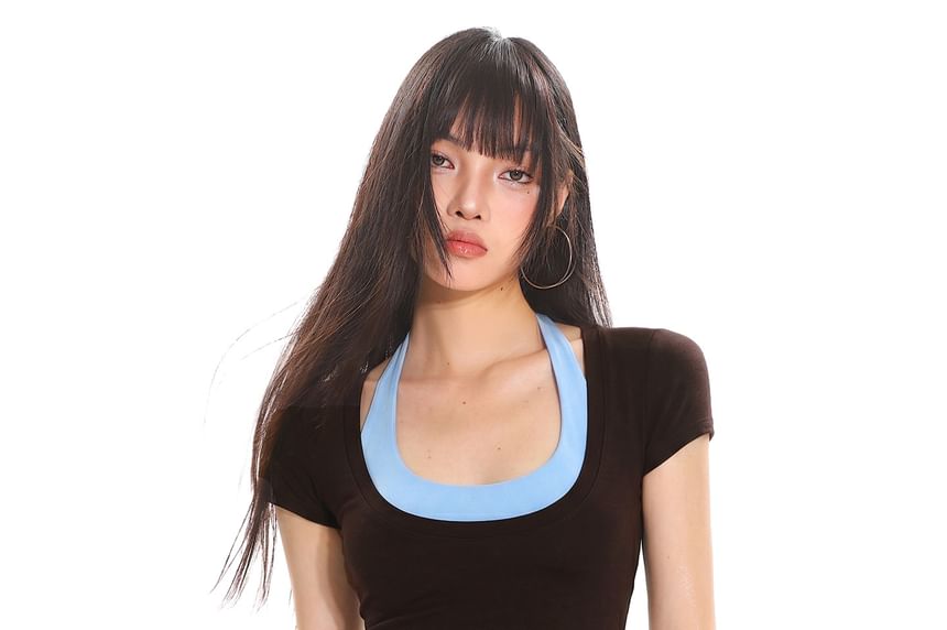 Short-Sleeve Scoop Neck Crop Top / Halter Neck Top