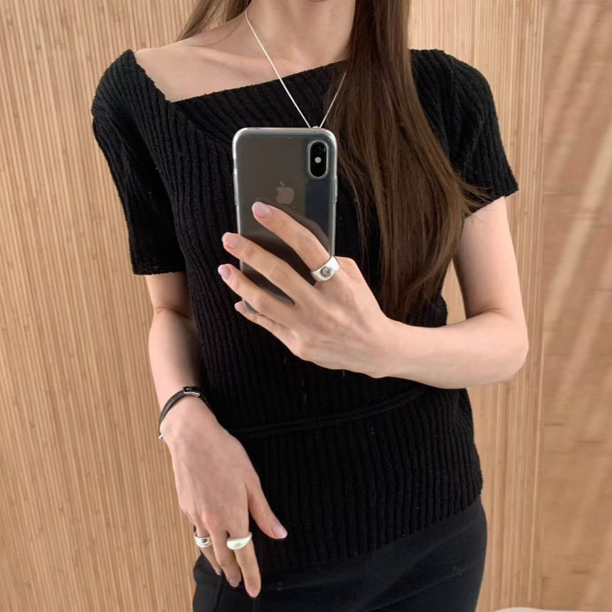 Asymmetric Neckline Ribbed Knit Slim-Fit Short Sleeve Top