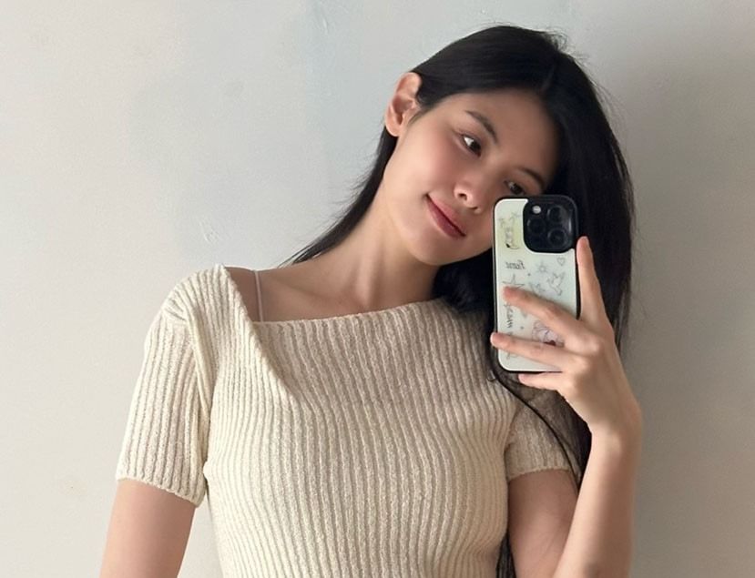 Asymmetric Neckline Ribbed Knit Slim-Fit Short Sleeve Top