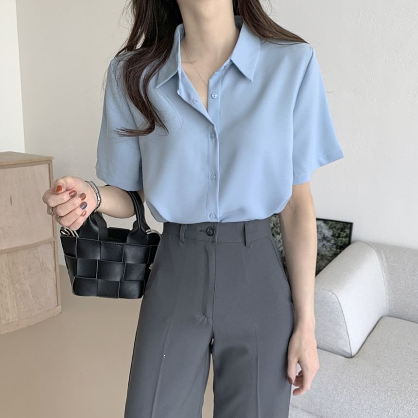 Loose-Fit Plain Short Sleeve Blouse