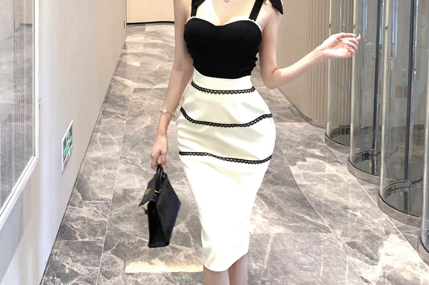 Tie Shoulder Camisole Top / High Waist Panel Lace Midi Pencil Skirt