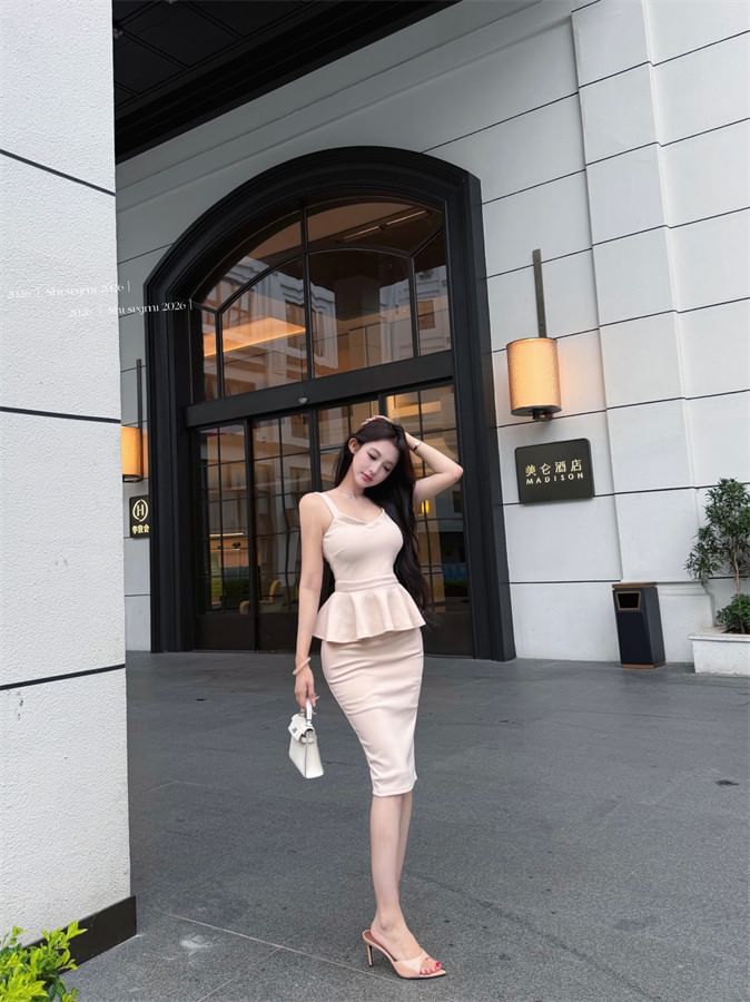 V-Neck Plain Peplum Camisole Top / High Waist Midi Pencil Skirt