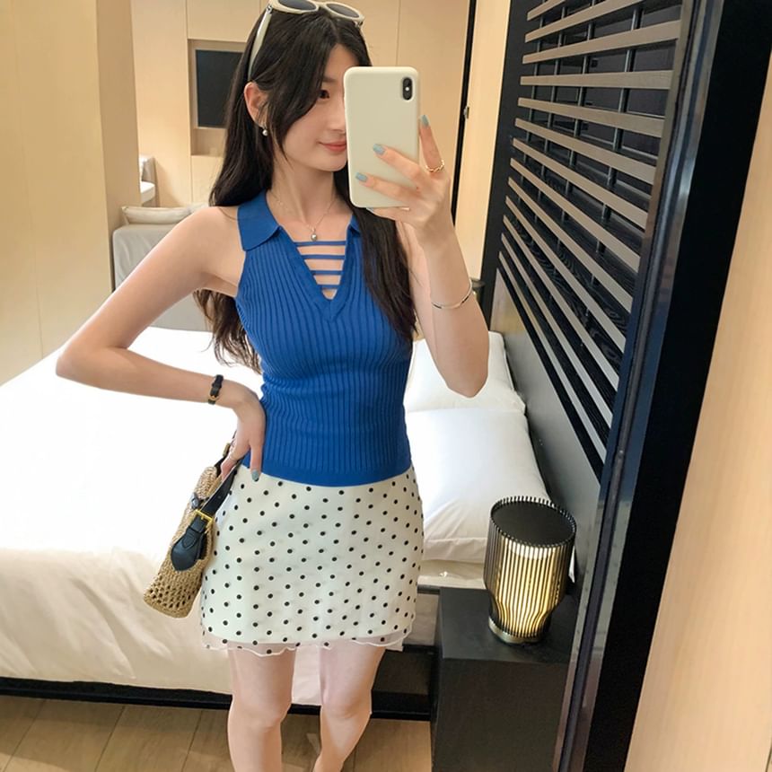 Sleeveless Collared V-Neck Plain Ribbed Knit Cropped Top