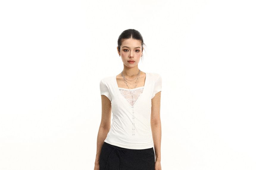Mock Two-Piece Short-Sleeve V-Neck Lace Panel Ruched Slim Fit T-Shirt