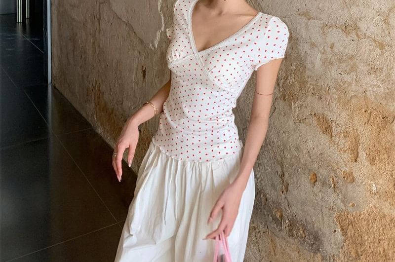 Short Sleeve V-Neck Panel Lace T-Shirt