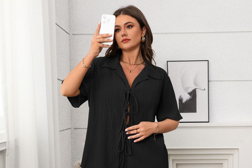 Plus Size Set: Short-Sleeve V-Neck Plain Blouse + Mid Rise Wide Leg Pants [XL-4XL]