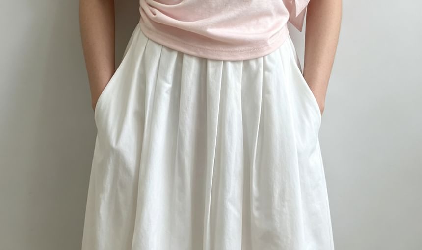 Cold Shoulder Knotted Plain Slim-Fit Short Sleeve T-Shirt