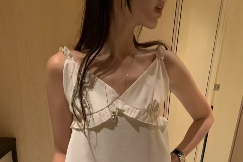V-Neck Sleeveless Ruffle Trim Plain Top