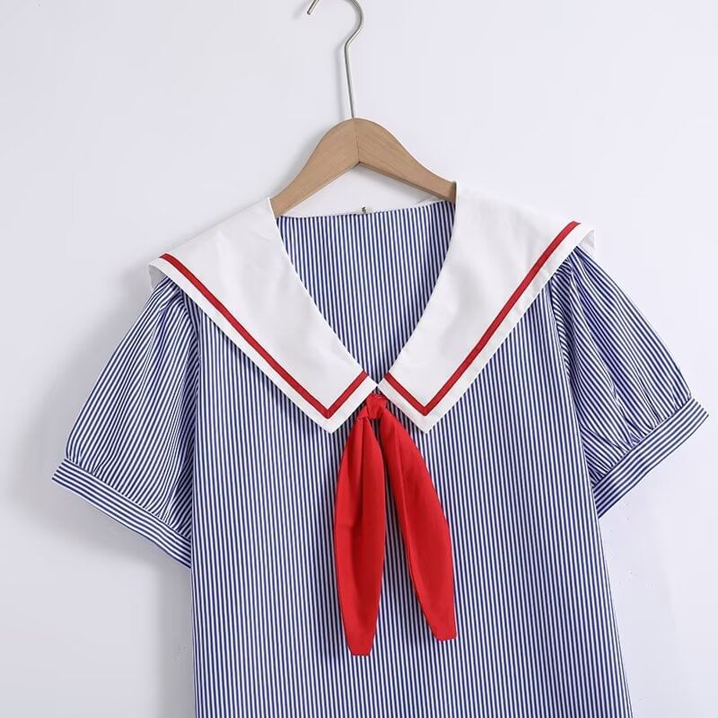 Striped Sailor Collar Puff Sleeve Blouse