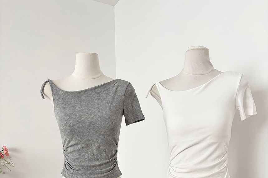 Ruched Asymmetric Round Neck Tee