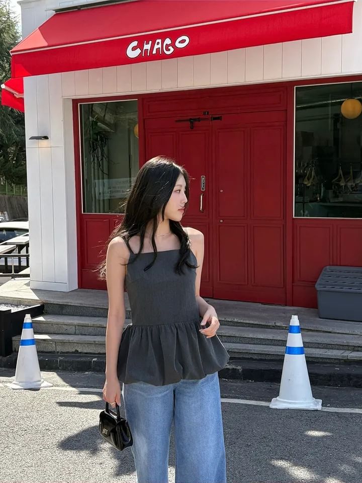 Square Neck Plain Open Back Bubble Hem Peplum Camisole Top