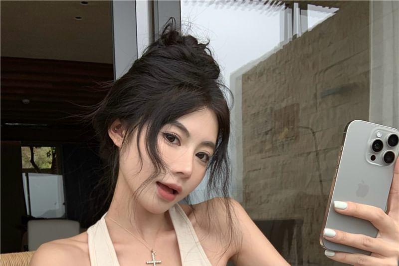 Halter Neck Plain Top