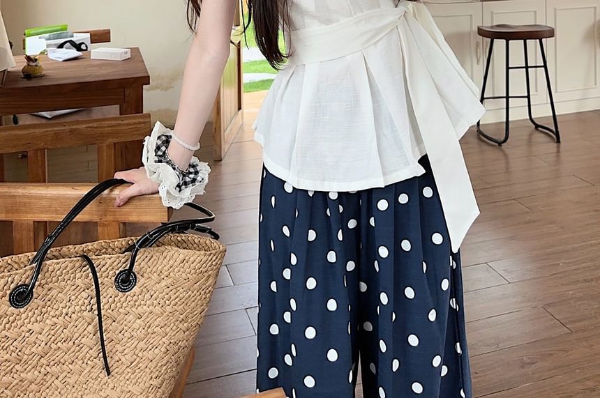 Sleeveless Tie-Side Plain Blouse