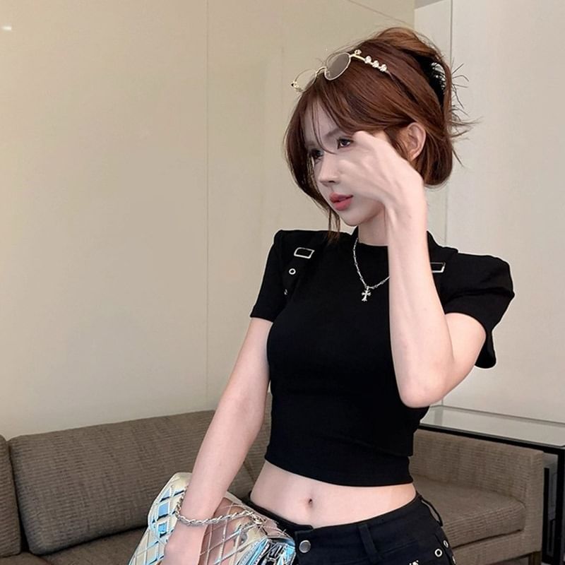 Buckled High Neck Short Sleeve Crop T-Shirt