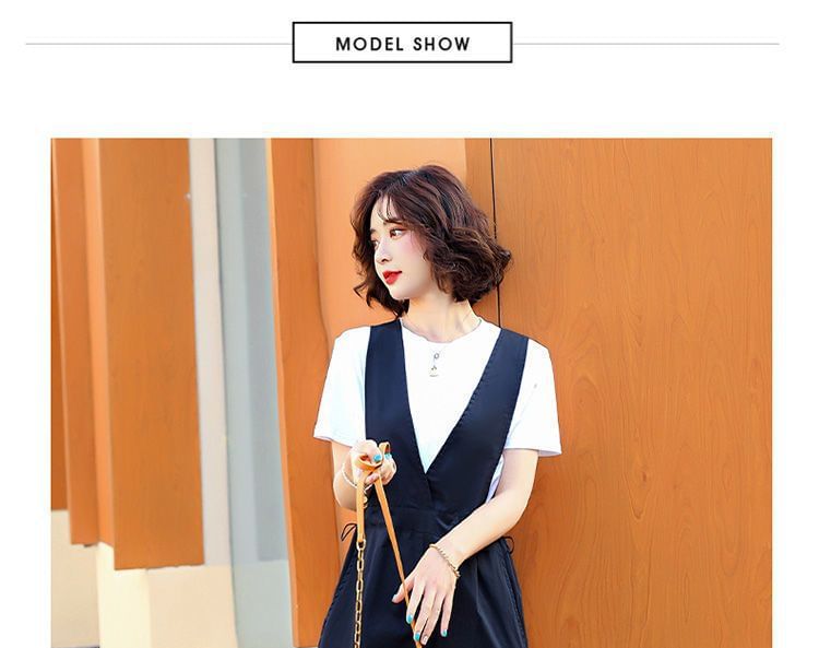 Round Neck T-Shirt & V-Neck Drawstring Midi Dress Set