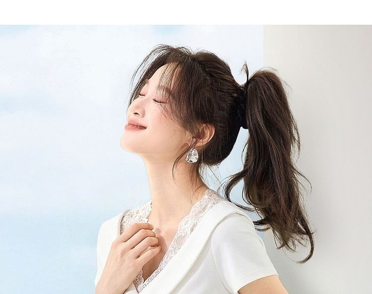 Knotted Panel Lace V-Neck Short Sleeve Top