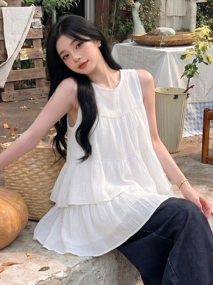 Tiered Sleeveless Top with Round Neckline