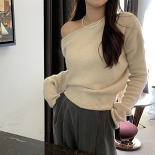 One-Shoulder Plain Sweater