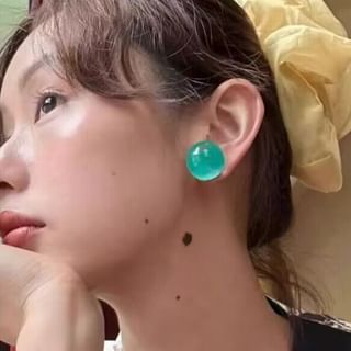 Acrylic Ball Stud Earring