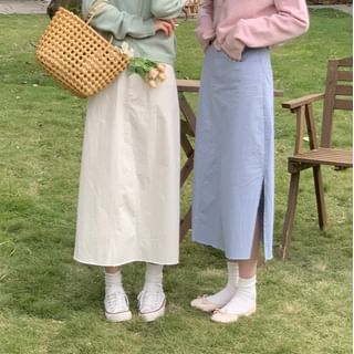 High-Waist Frayed Slit Midi Flared Skirt in Solid