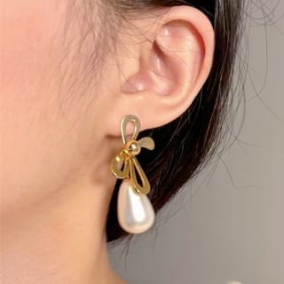 Earring Faux Bow Pearl Drop