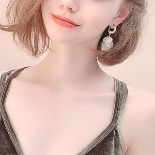 Shell Clip / Drop Earring Disc On