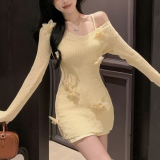 Mini Flower Dress / Neck Long-Sleeve V Sheath Knit Slip Accent