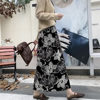 High Rise Lace Velvet Maxi Skirt