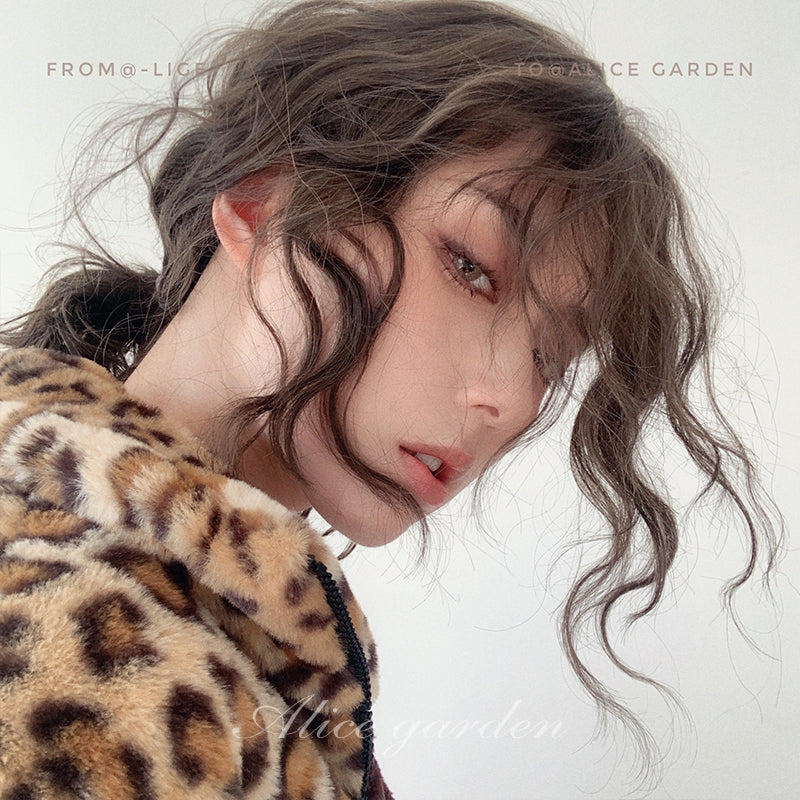 Casual Series Short Wavy Brown Wig ON980 MK Kawaii Store