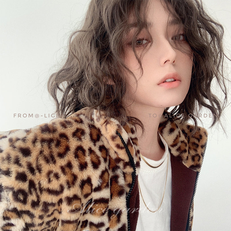 Casual Series Short Wavy Brown Wig ON980 MK Kawaii Store