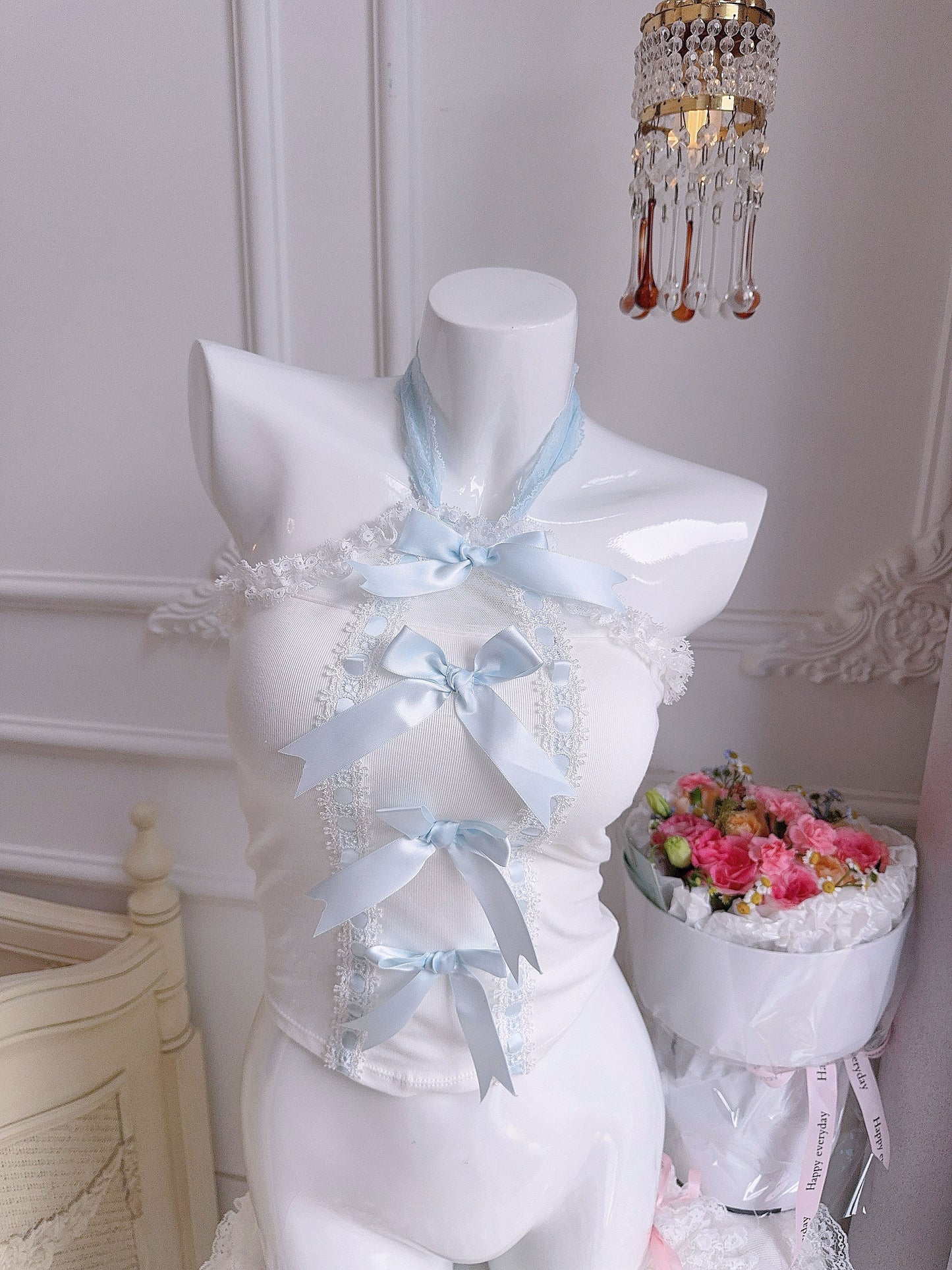 Hauts à garniture de style Lolita MK18934