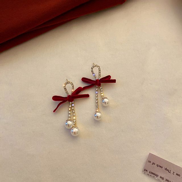 Petal Faux designs) (various Alloy Earring Pearl /