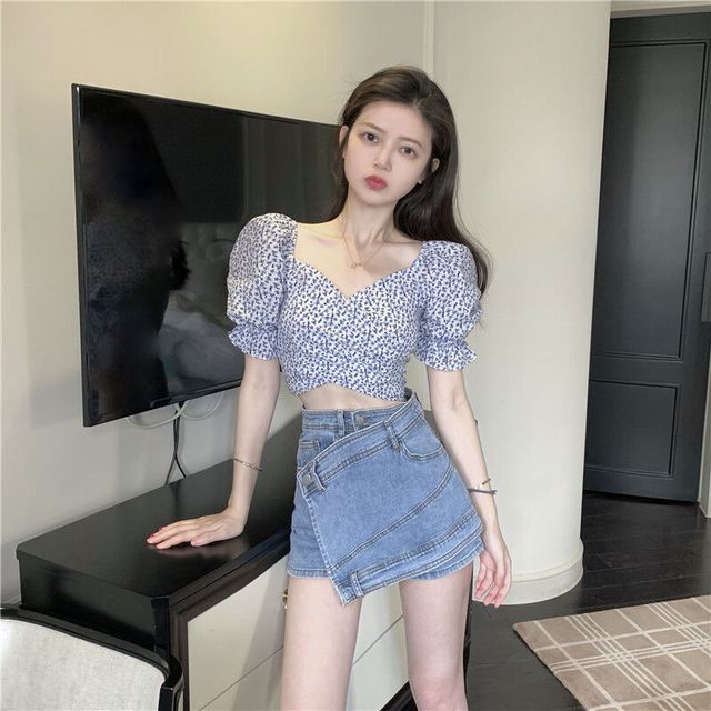 Floral Cropped Blouse Puff-Sleeve