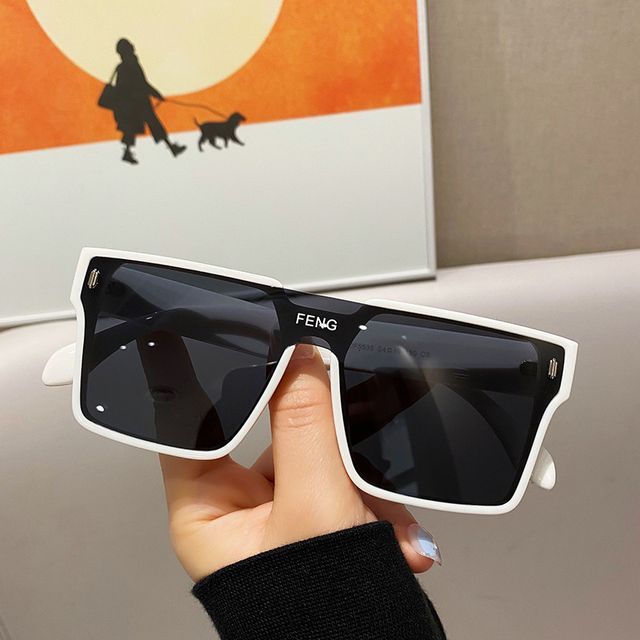 Retro Lettering Sunglasses