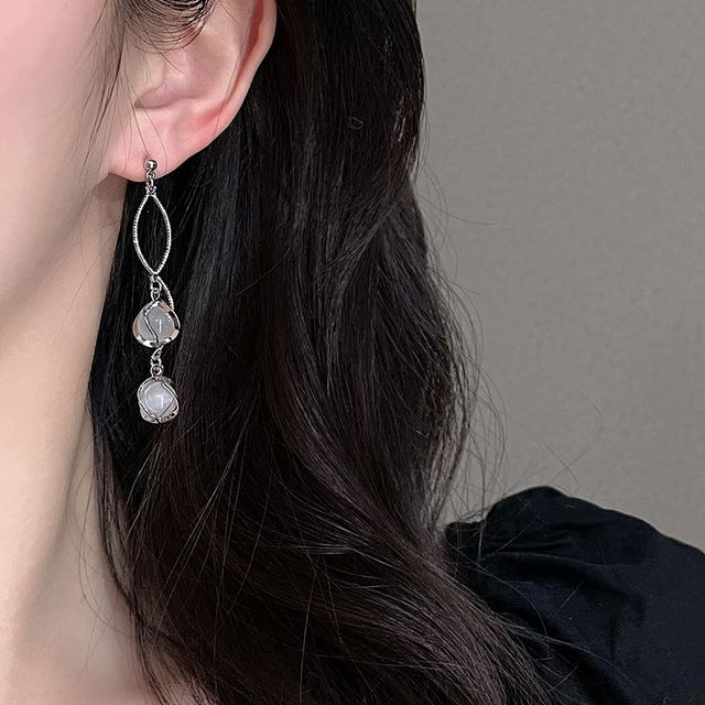 Cat Alloy Eye Stone Faux Earring Fringed