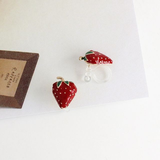 Alloy Strawberry Earring