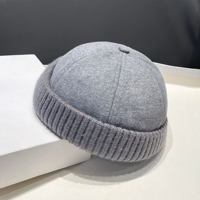 Docker Hat Plain