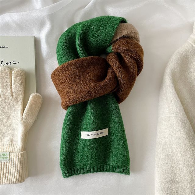 Applique Lettering Block Knit Scarf Color