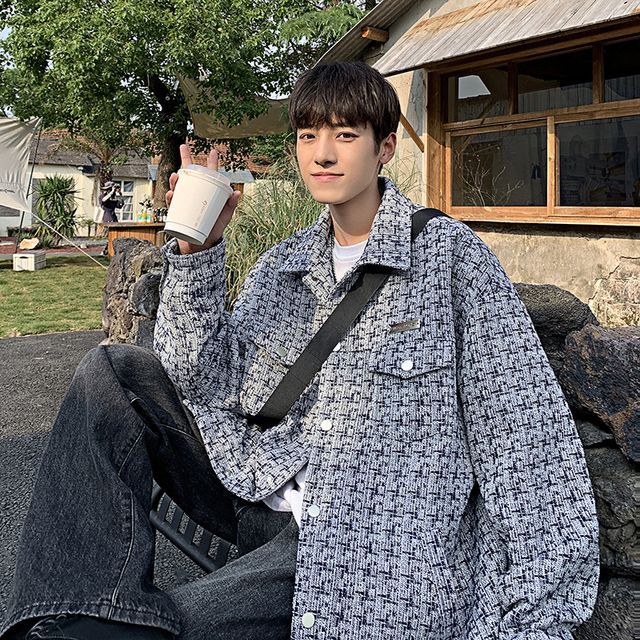 Collared Tweed Loose-Fit Button-Up Jacket