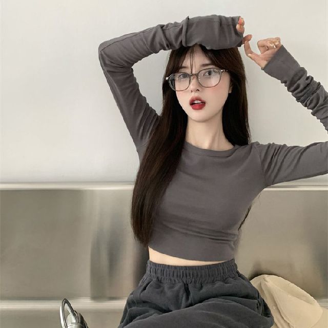 Plain Slim Round Crop Tee Long-Sleeve Neck Fit