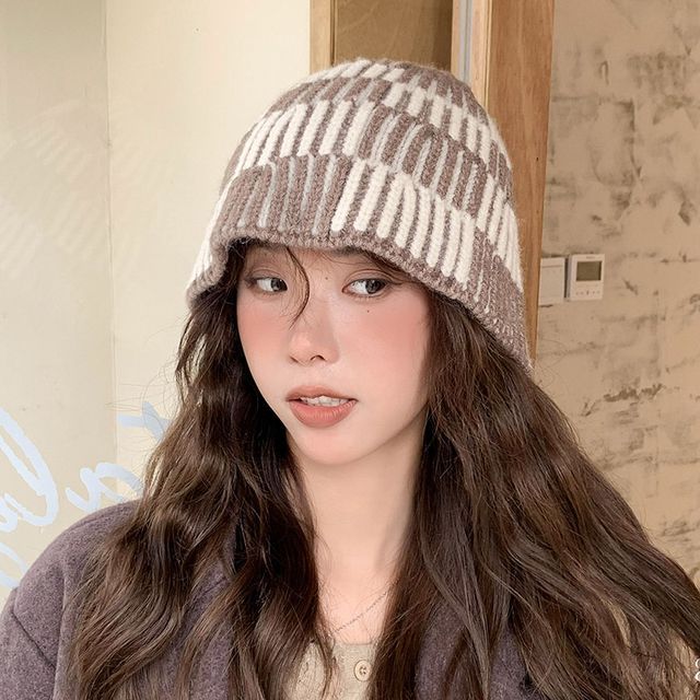 Bucket Knit Hat Striped