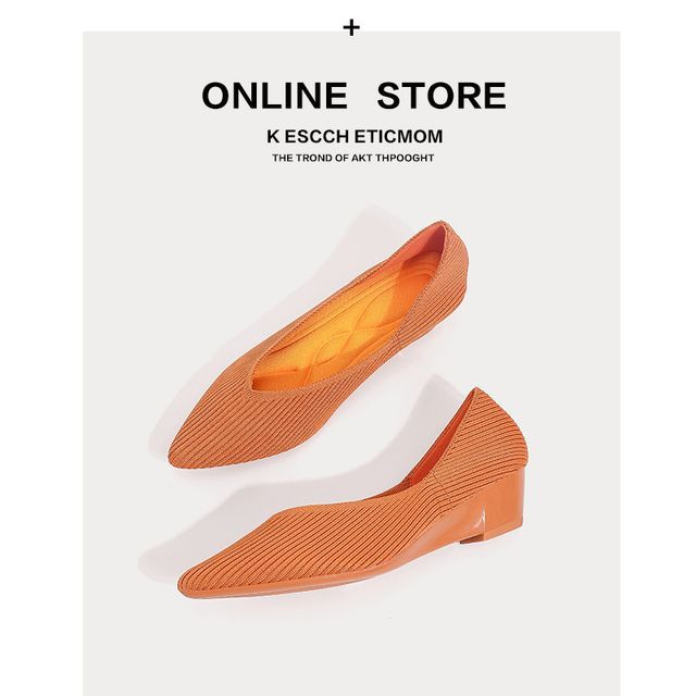 Wedge-Heel Pumps Pointed