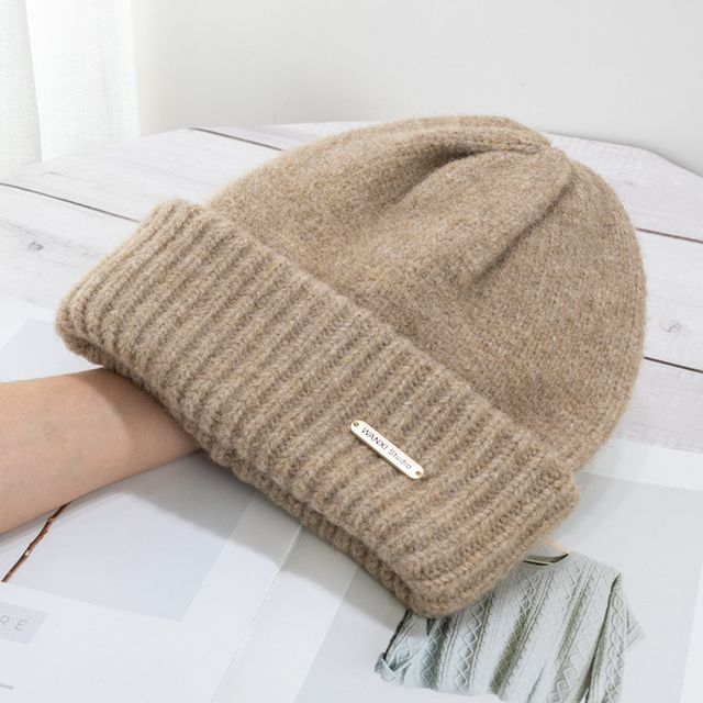 Beanie Knit Logo
