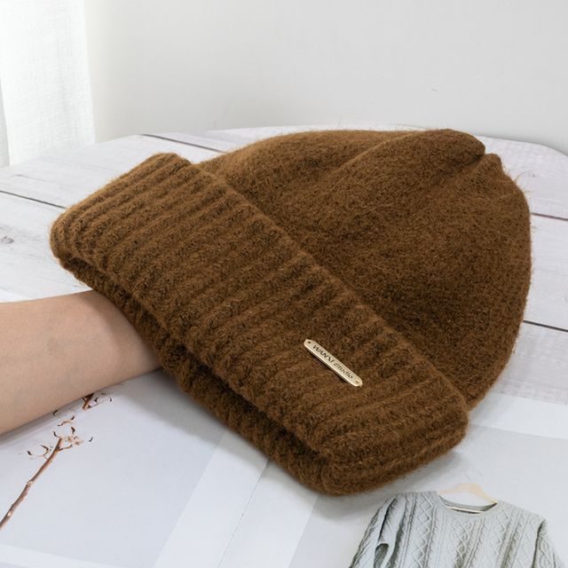 Beanie Knit Logo