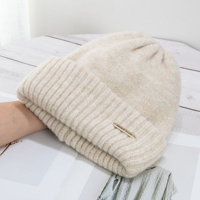 Beanie Knit Logo