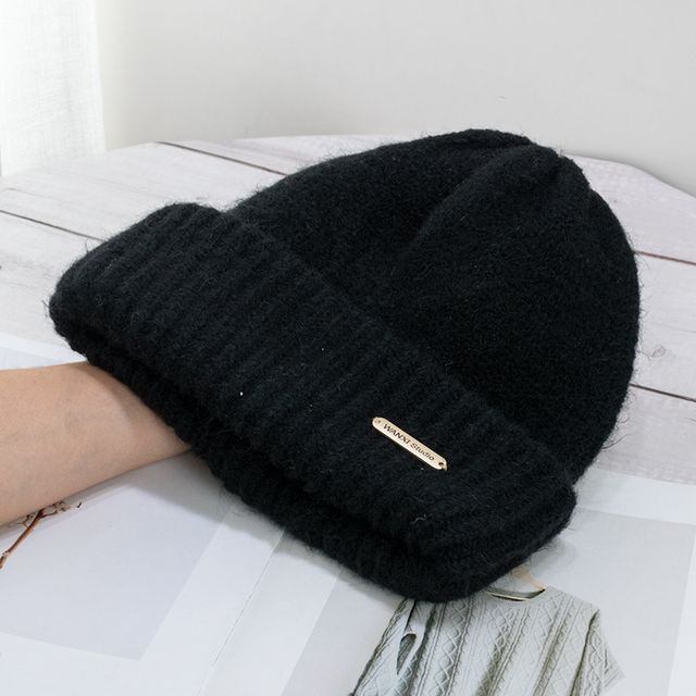 Beanie Knit Logo
