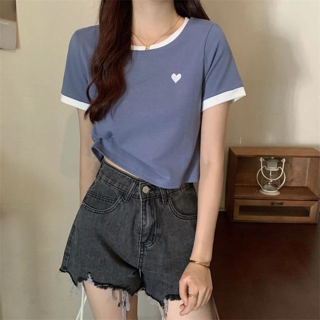 Neck Round Short-Sleeve Trim Tee Contrast Heart